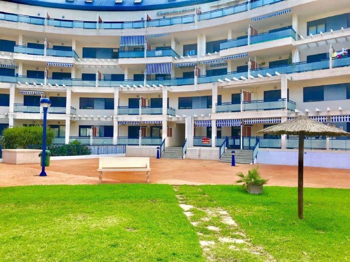 2 sovrum Lägenhet till salu i Denia med pool - 365 000 € (Ref: 9690941)