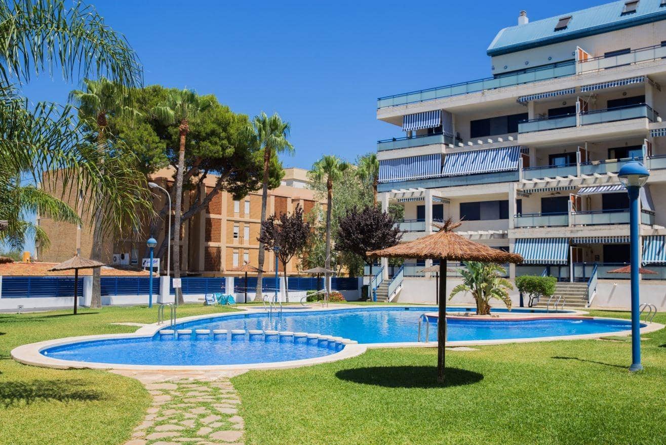 2 sovrum Lägenhet till salu i Denia med pool - 365 000 € (Ref: 9690941)