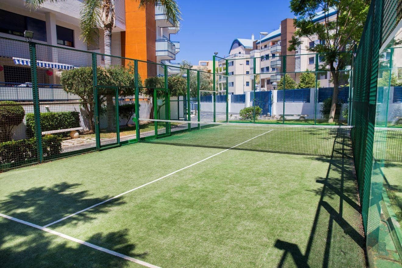 2 sovrum Lägenhet till salu i Denia med pool - 365 000 € (Ref: 9690941)