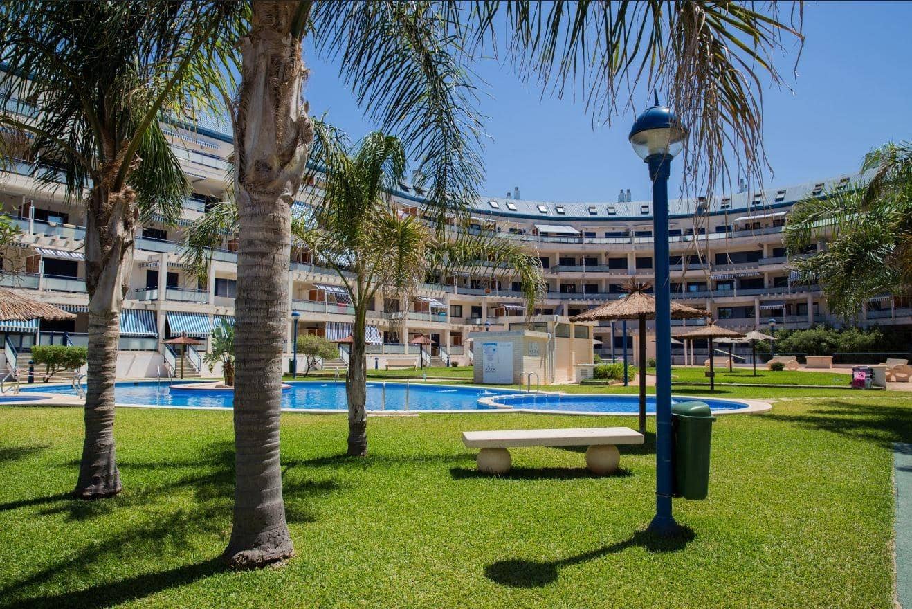 2 bedroom Apartment for sale in Denia with pool - € 365,000 (Ref: 9690941)