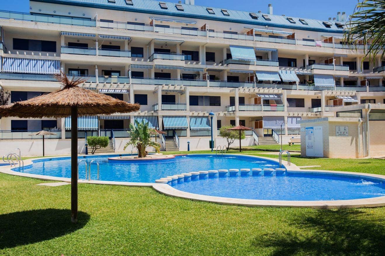 2 bedroom Apartment for sale in Denia with pool - € 365,000 (Ref: 9690941)