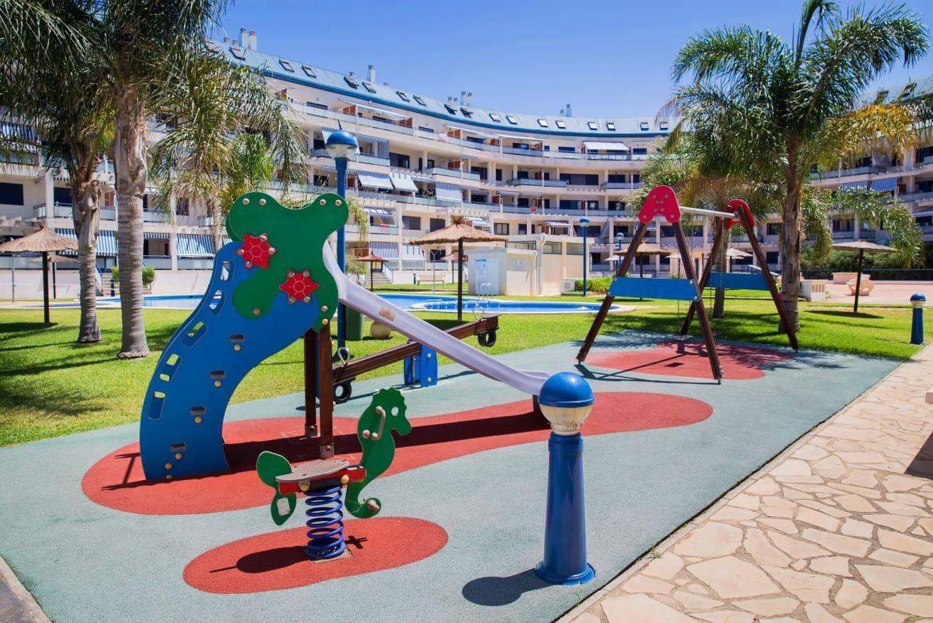2 bedroom Apartment for sale in Denia with pool - € 365,000 (Ref: 9690941)