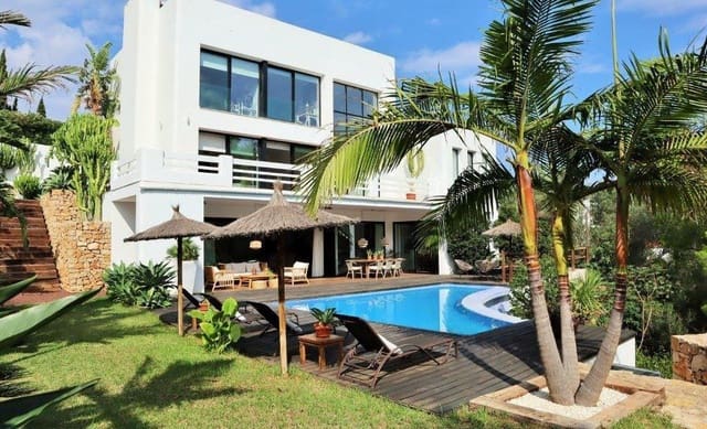 Chalet de 4 habitaciones en El Montgó, Dénia en venta con piscina garaje - 1.370.000 € (Ref: 9712134)