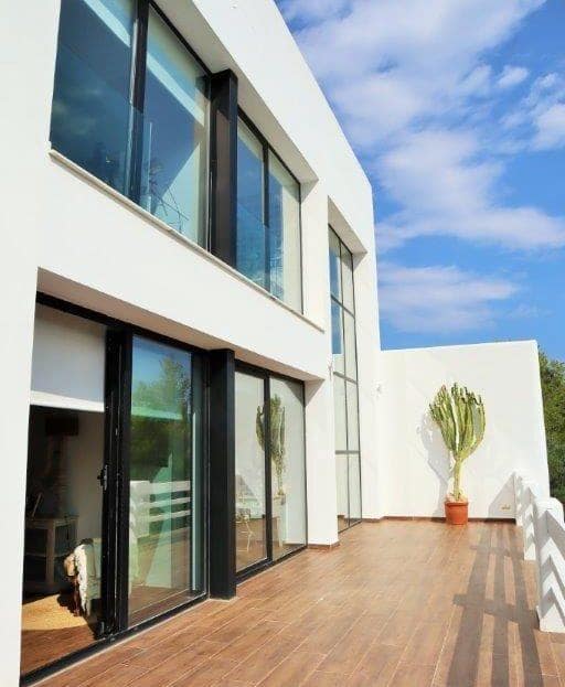 4 sovrum Villa till salu i Denia med pool garage - 1 370 000 € (Ref: 9712134)