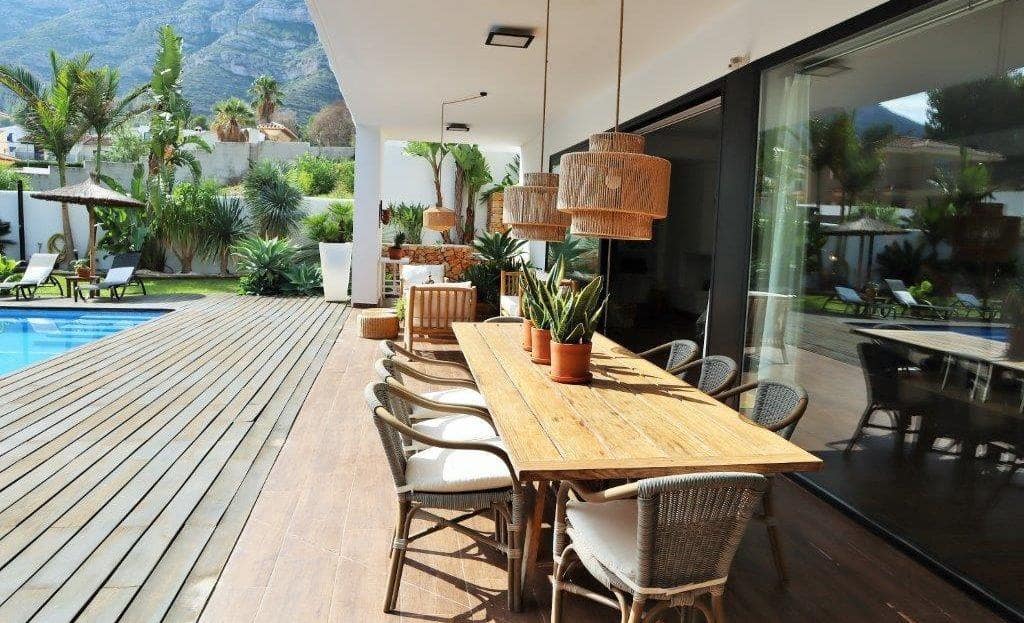4 sovrum Villa till salu i Denia med pool garage - 1 370 000 € (Ref: 9712134)