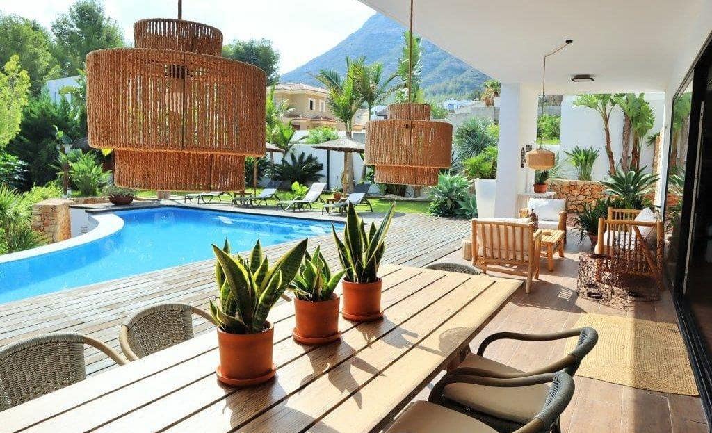 4 chambre Villa/Maison à vendre à Denia avec piscine garage - 1 370 000 € (Ref: 9712134)