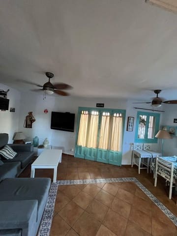 2 quarto Moradia Geminada para arrendar em Las Marinas / Les Marines, Dénia com piscina - 900 € (Ref: 9715061)