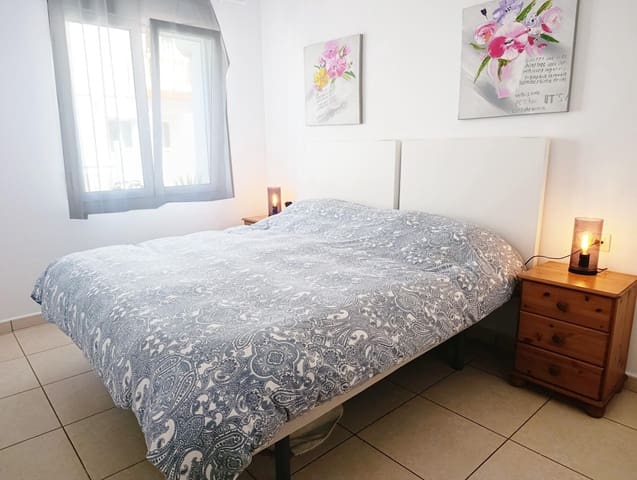 2 slaapkamer Appartement te koop in El Montgó, Dénia met zwembad - € 299.000 (Ref: 9721842)