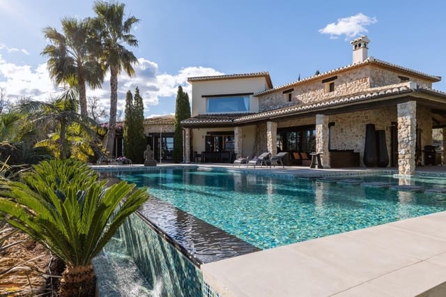 4 bedroom Villa for sale in Beniarbeig with pool garage - € 2,195,000 (Ref: 9721843)