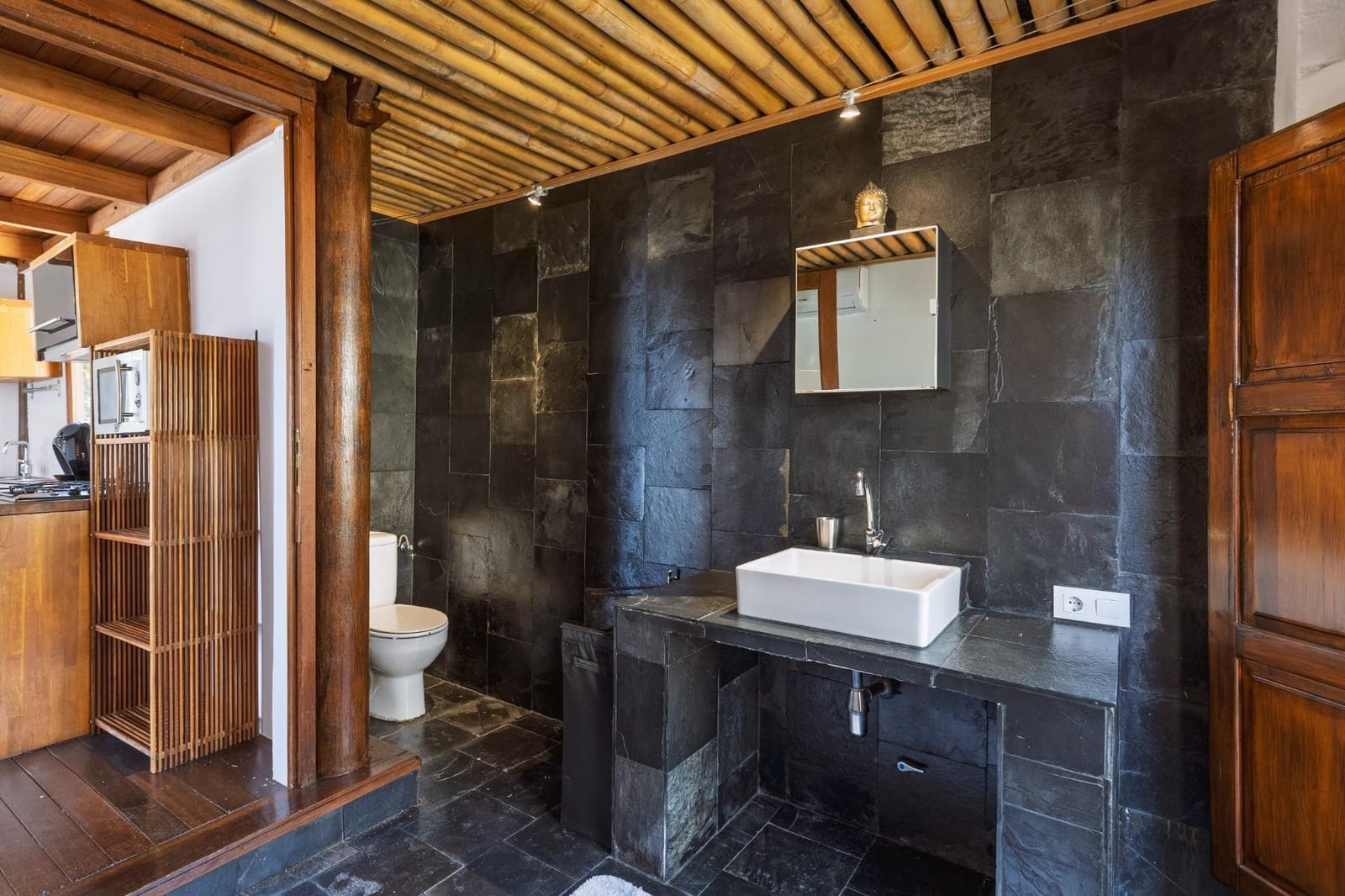 5 bedroom Villa for sale in Beniarbeig with pool garage - € 2,195,000 (Ref: 9721843)