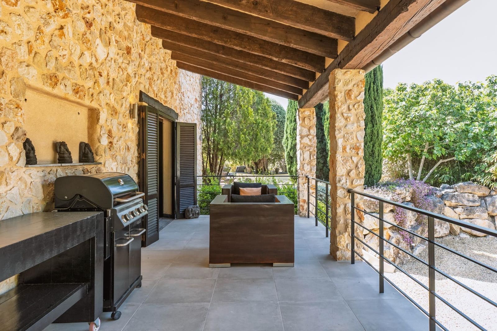 5 bedroom Villa for sale in Beniarbeig with pool garage - € 2,195,000 (Ref: 9721843)