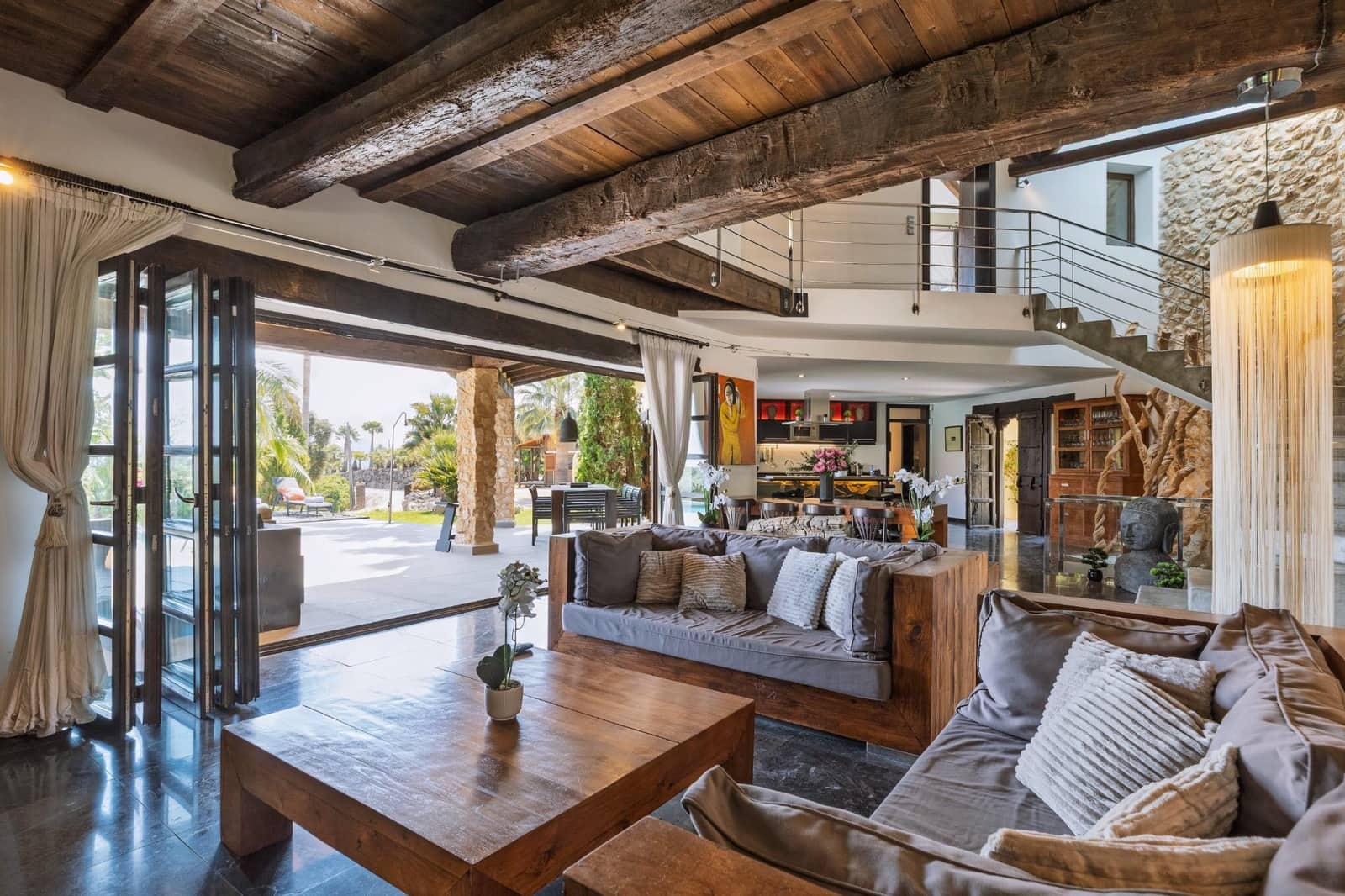 5 bedroom Villa for sale in Beniarbeig with pool garage - € 2,195,000 (Ref: 9721843)