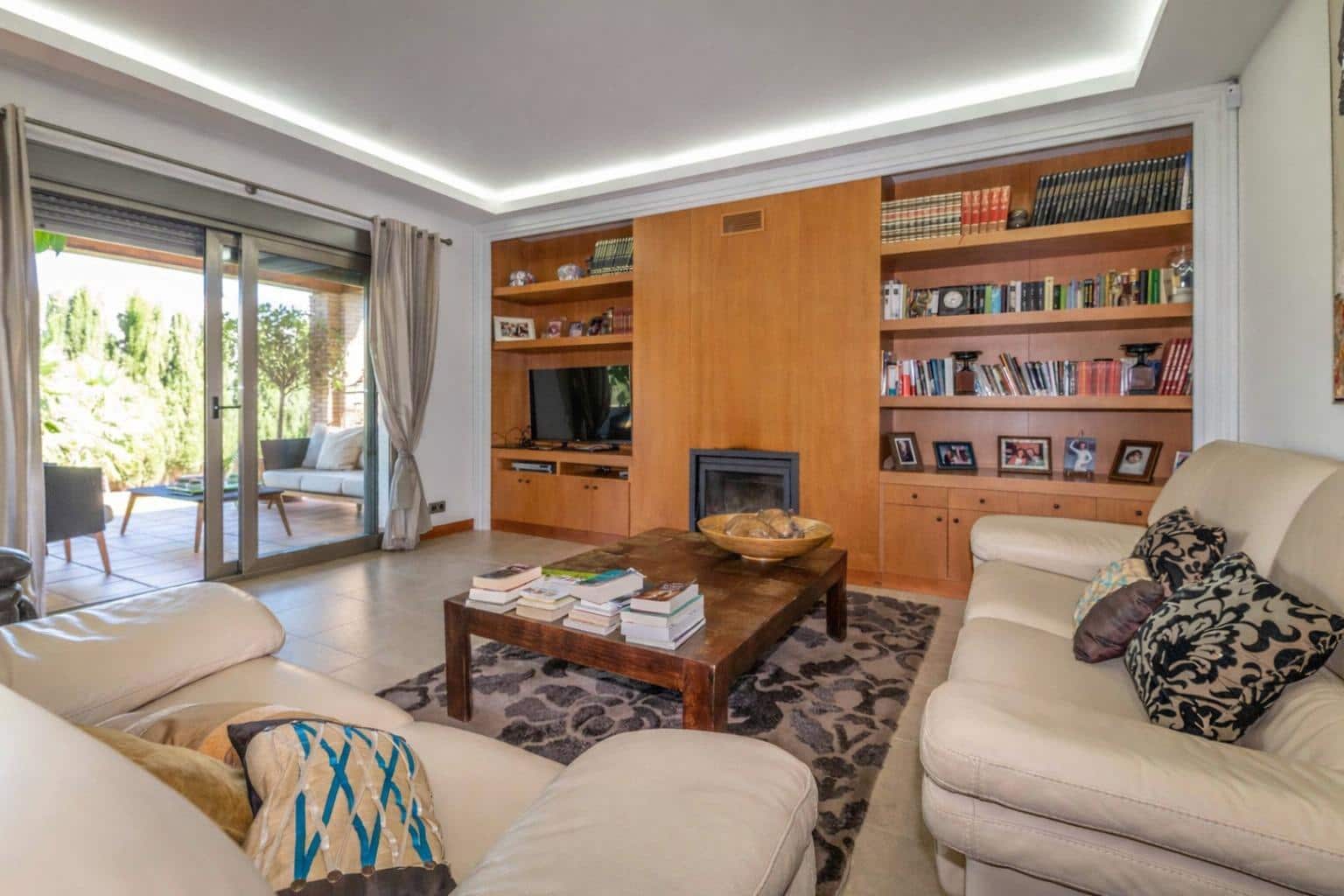 6 soveværelse Villa til salg i Denia med swimmingpool garage - € 1.290.000 (Ref: 9726777)