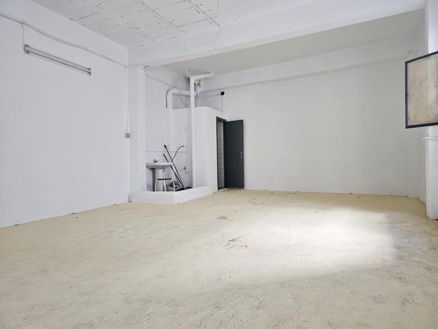 Kommersiell till salu i Dénia - 158 000 € (Ref: 9732375)