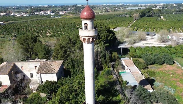 10 soveværelse Finca/Landehus til salg i Dénia med swimmingpool garage - € 8.000.000 (Ref: 9738950)