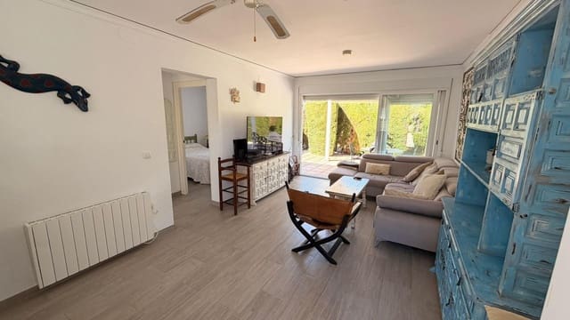 Chalet de 2 habitaciones en El Montgó, Dénia en alquiler con piscina garaje - 950 € (Ref: 9752173)