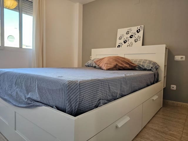 2 Zimmer Apartment zu vermieten in Centro Urbano, Dénia mit Pool Garage - 1.000 € (Ref: 9752174)