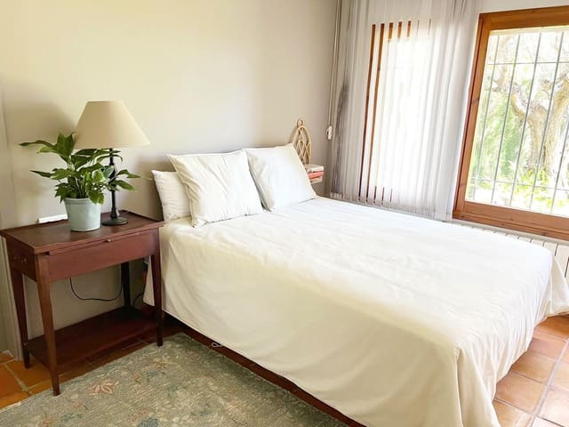 2 soveværelse Semi-Rækkehus til leje i El Puerto, Dénia med garage - € 2.500 (Ref: 9755870)