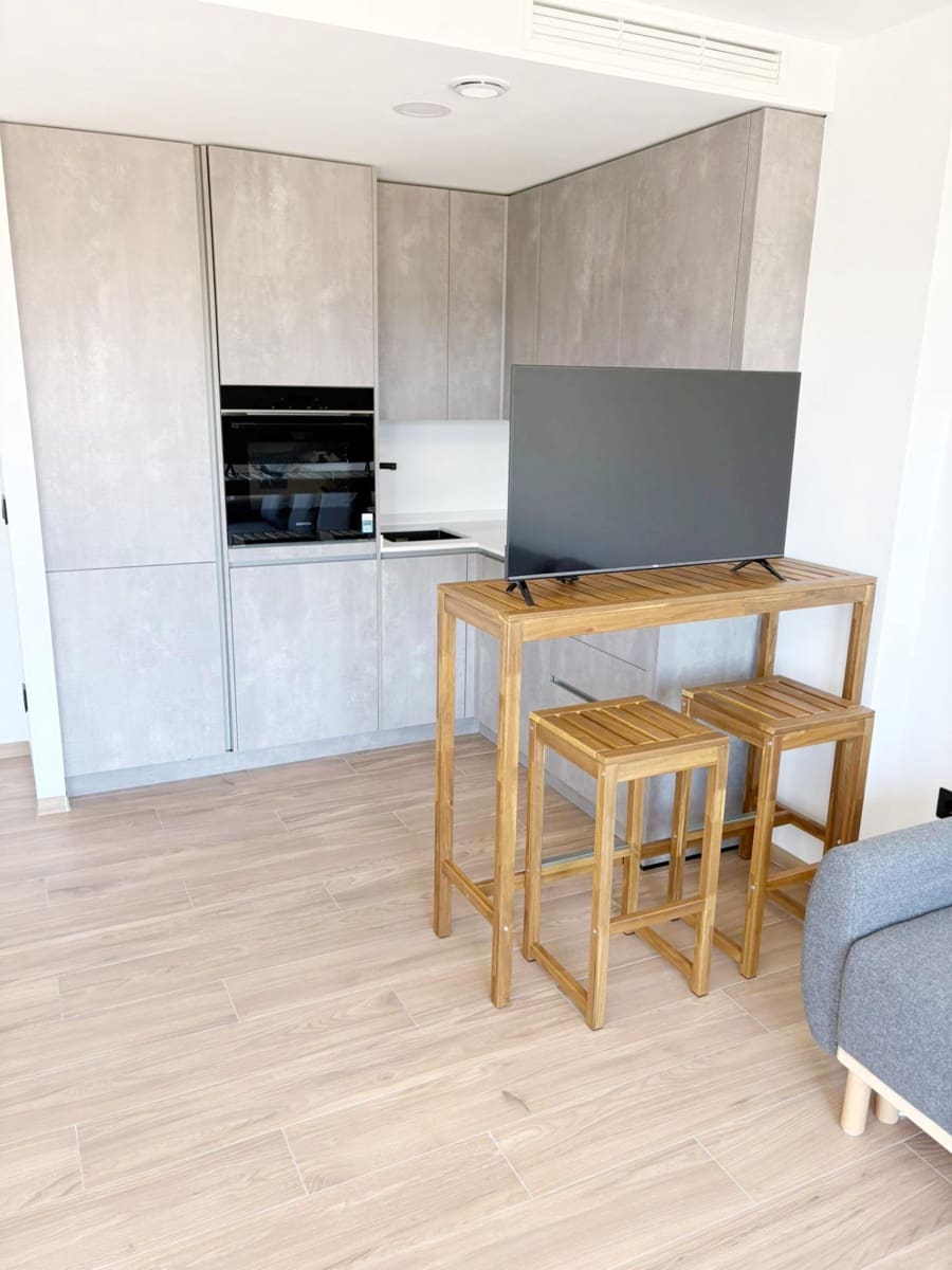 Studio til leje i Denia med swimmingpool garage - € 850 (Ref: 9778302)