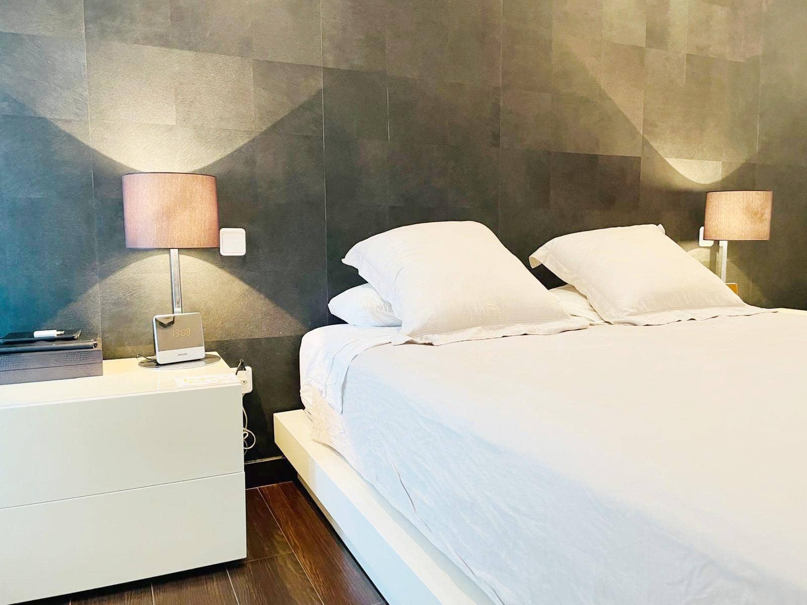 3 sypialnia Apartament do wynajęcia w Denia z basenem garażem - 2 000 € (Ref: 9778303)