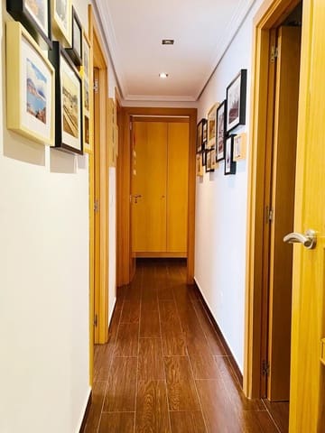 Appartement de 3 chambres à louer à Centro Urbano, Dénia avec piscine garage - 2 000 € (Ref: 9778303)