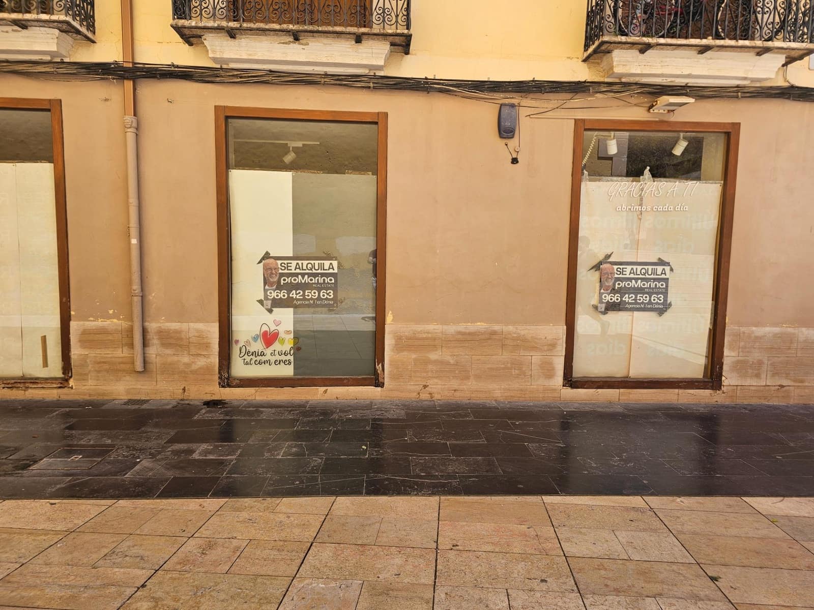 Commercial for rent in Denia - € 1,500 (Ref: 9806592)