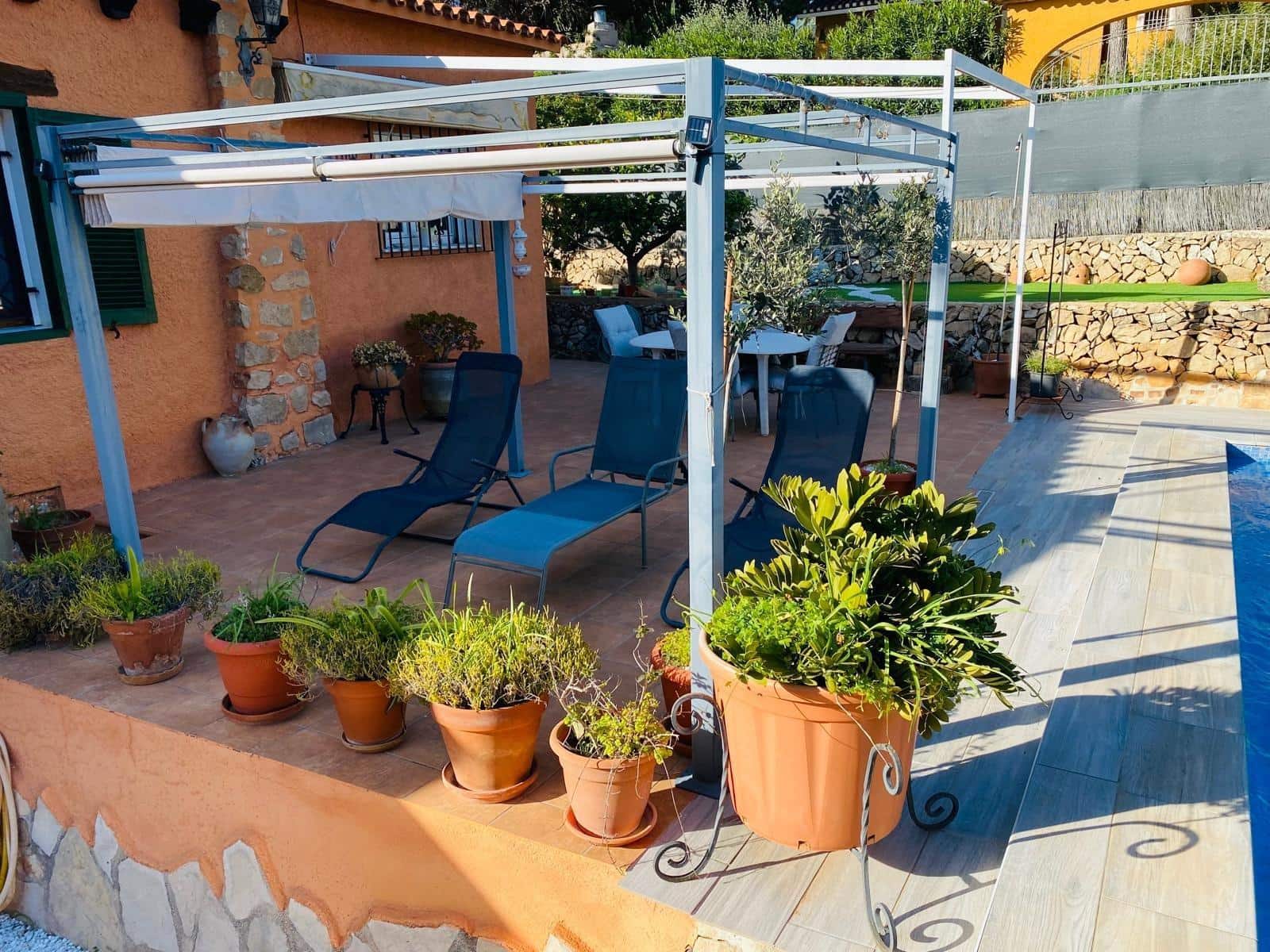 Chalet de 2 habitaciones en Dénia en venta con piscina garaje - 425.000 € (Ref: 9806593)