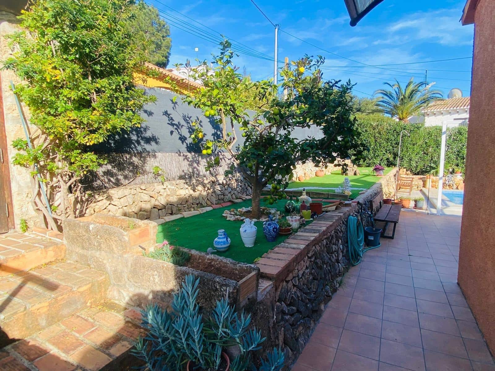 Chalet de 2 habitaciones en Dénia en venta con piscina garaje - 425.000 € (Ref: 9806593)