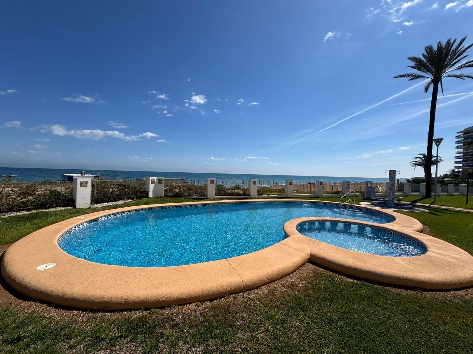 3 sypialnia Apartament na sprzedaż w Denia z basenem - 445 000 € (Ref: 9818027)