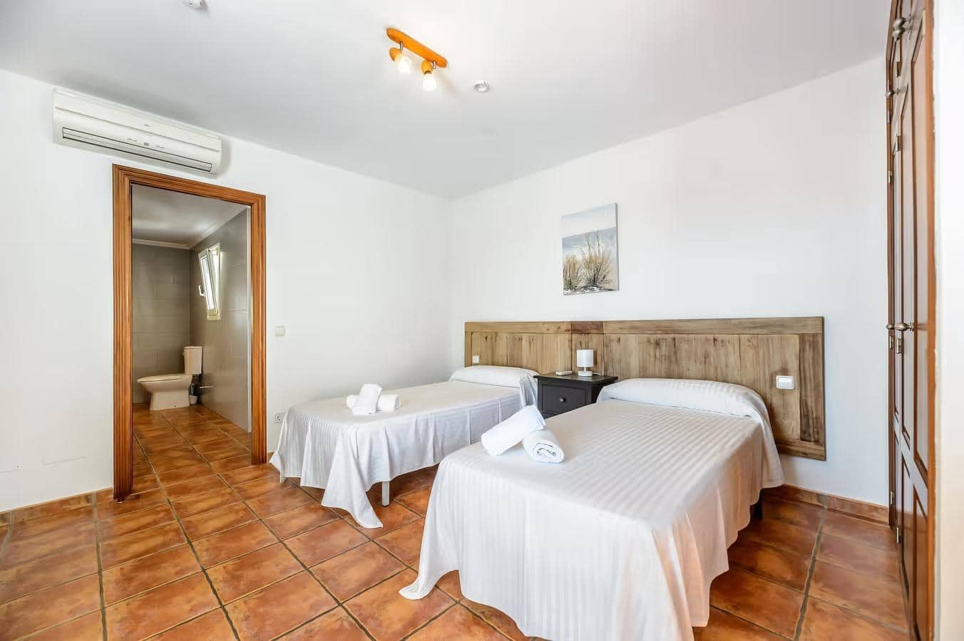 4 chambre Villa/Maison à vendre à Sant Jordi de Ses Salines avec piscine garage - 3 500 000 € (Ref: 9820340)