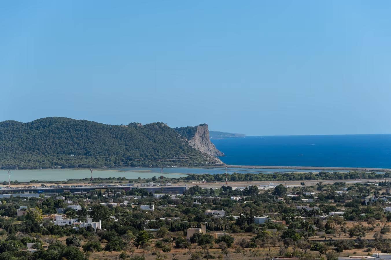 4 chambre Villa/Maison à vendre à Sant Jordi de Ses Salines avec piscine garage - 3 500 000 € (Ref: 9820340)