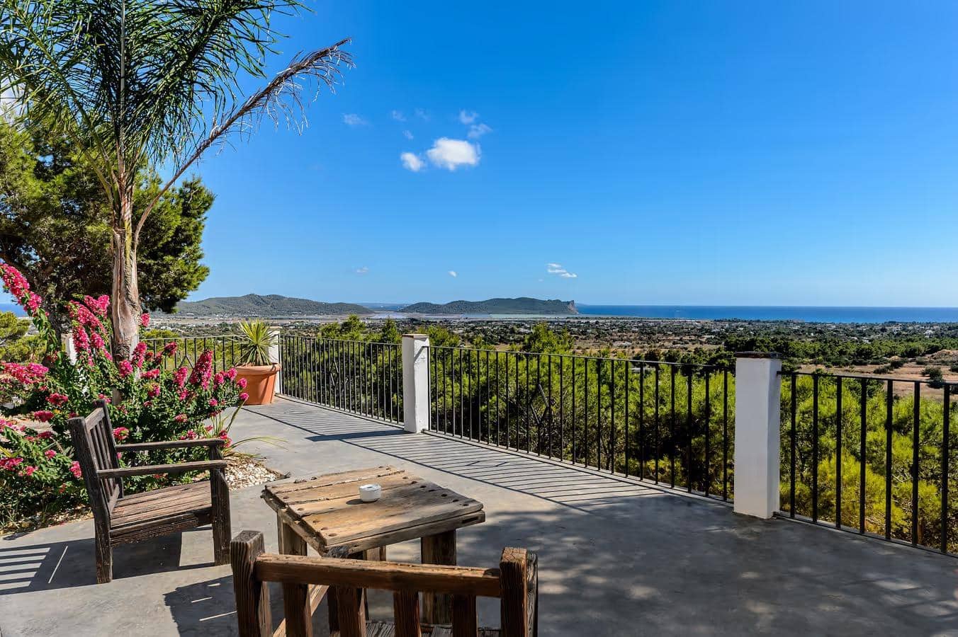 4 chambre Villa/Maison à vendre à Sant Jordi de Ses Salines avec piscine garage - 3 500 000 € (Ref: 9820340)