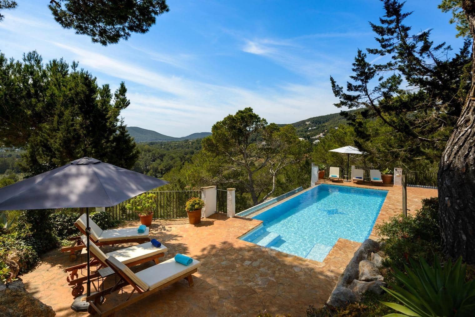 4 chambre Villa/Maison à vendre à Sant Jordi de Ses Salines avec piscine garage - 3 500 000 € (Ref: 9820340)