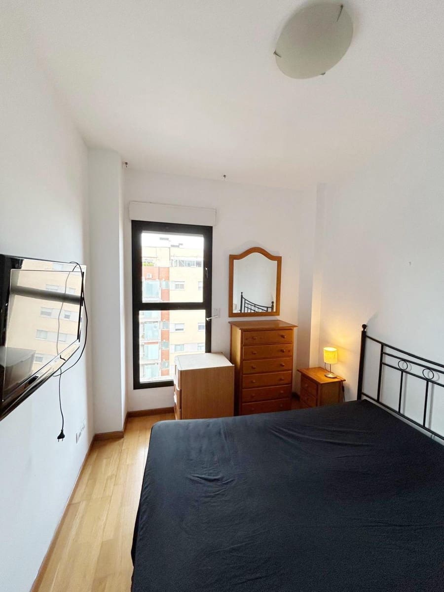 2 bedroom Apartment for rent in Gandia with pool - € 950 (Ref: 9822735)