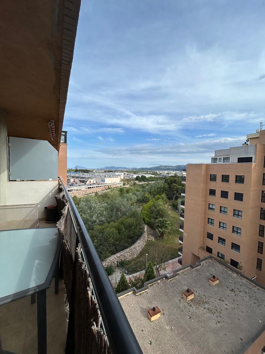 2 bedroom Apartment for rent in Gandia with pool - € 950 (Ref: 9822735)