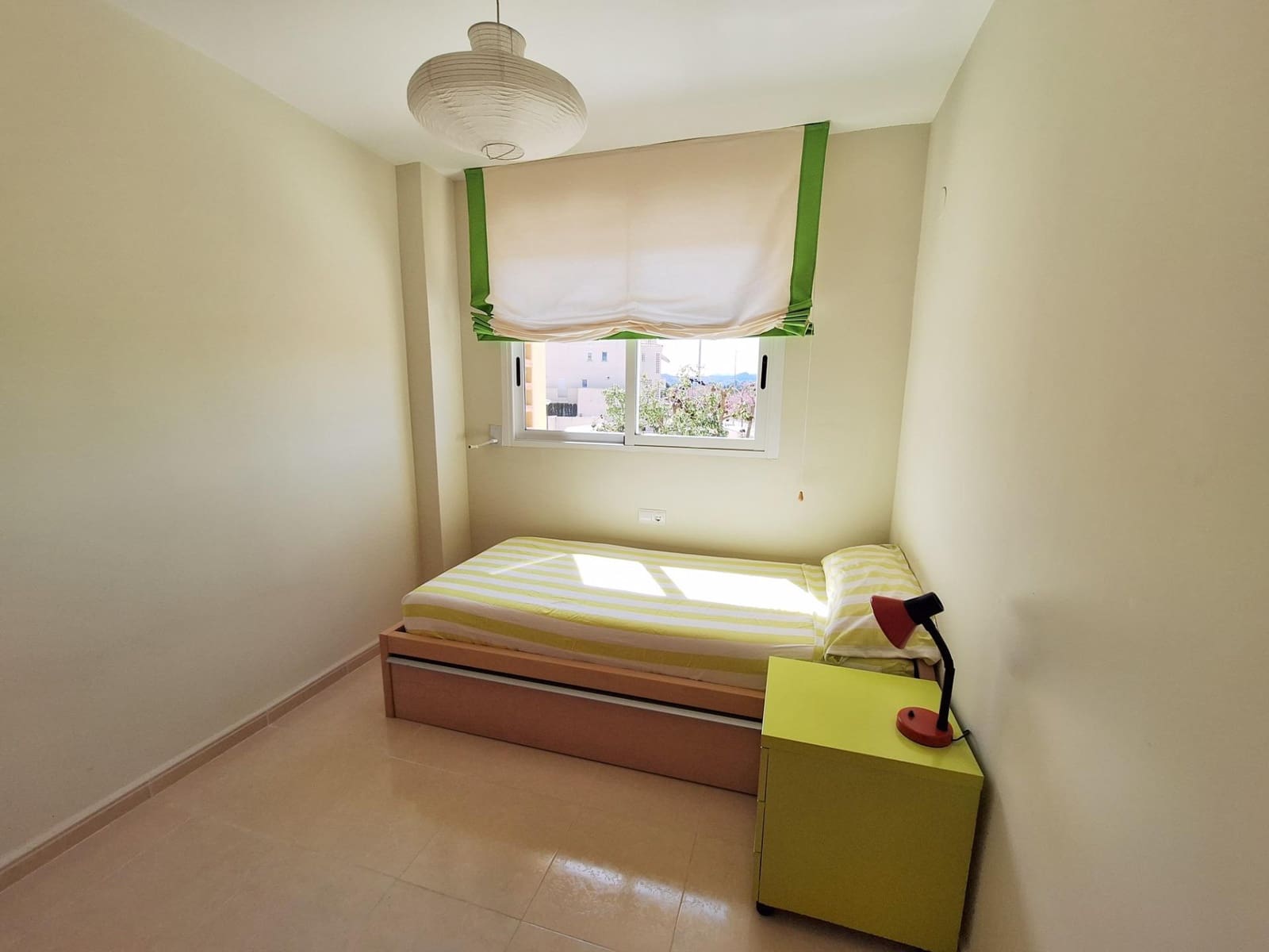 3 bedroom Apartment for rent in Denia with pool garage - € 950 (Ref: 9839458)