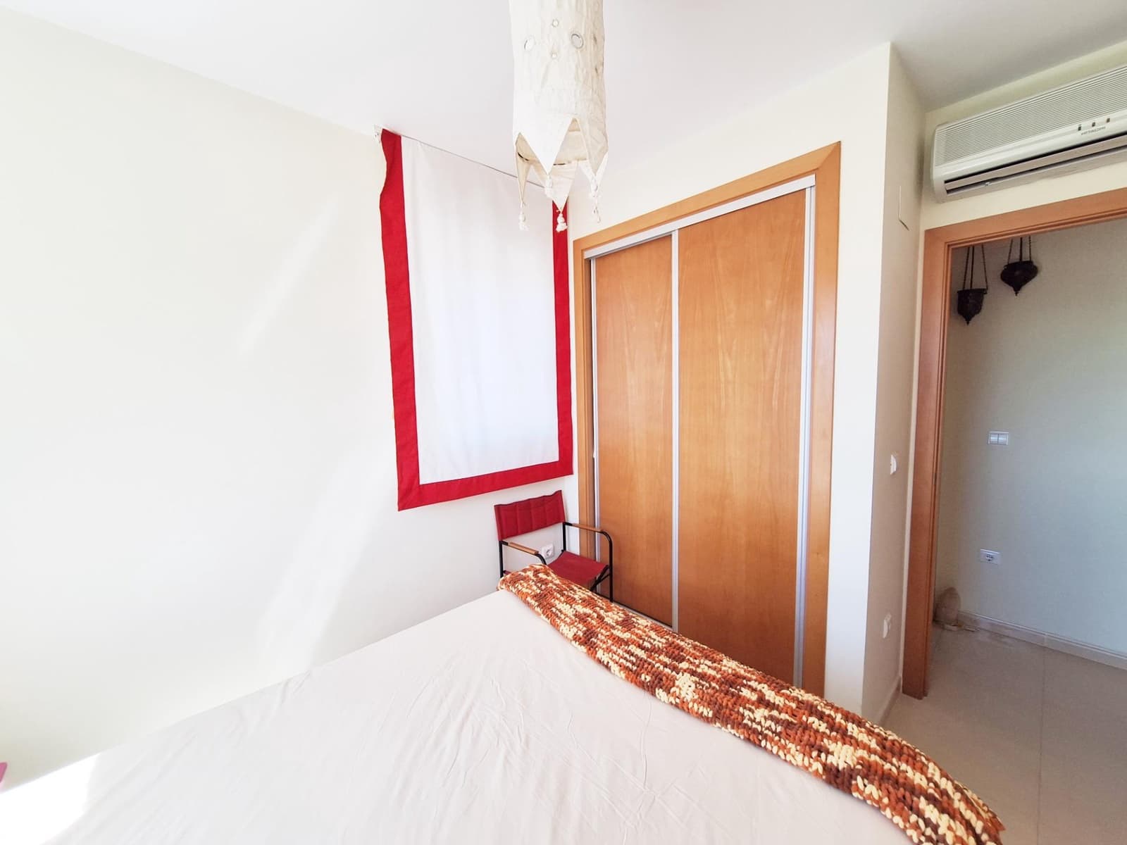3 bedroom Apartment for rent in Denia with pool garage - € 950 (Ref: 9839458)