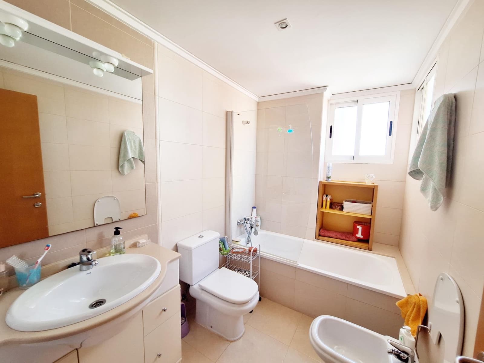 3 bedroom Apartment for rent in Denia with pool garage - € 950 (Ref: 9839458)