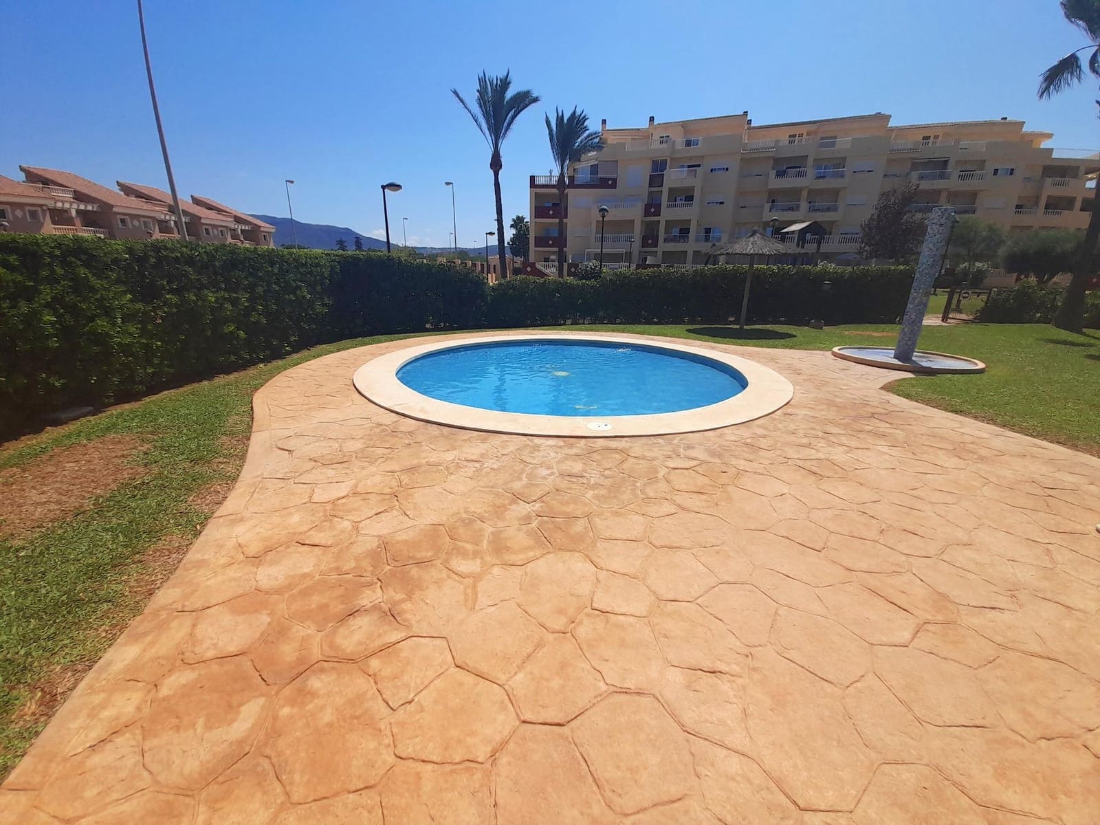 3 bedroom Apartment for rent in Denia with pool garage - € 950 (Ref: 9839458)