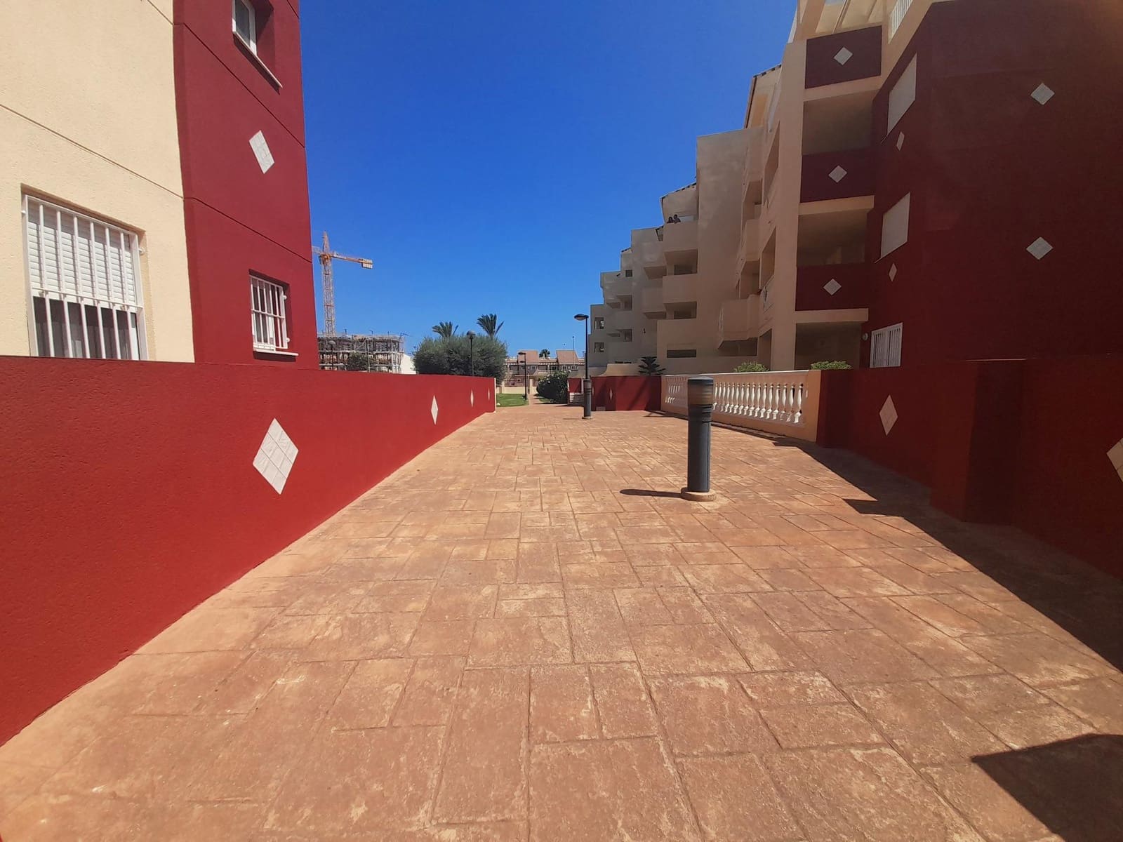 3 bedroom Apartment for rent in Denia with pool garage - € 950 (Ref: 9839458)