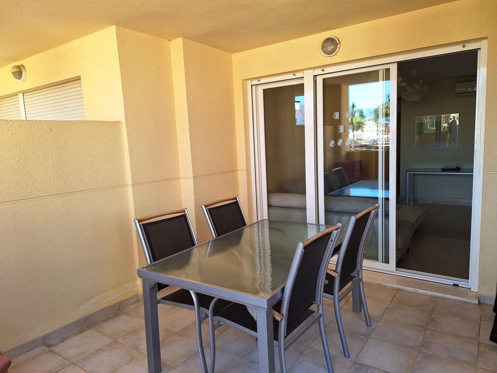 3 bedroom Apartment for rent in Denia with pool garage - € 950 (Ref: 9839458)