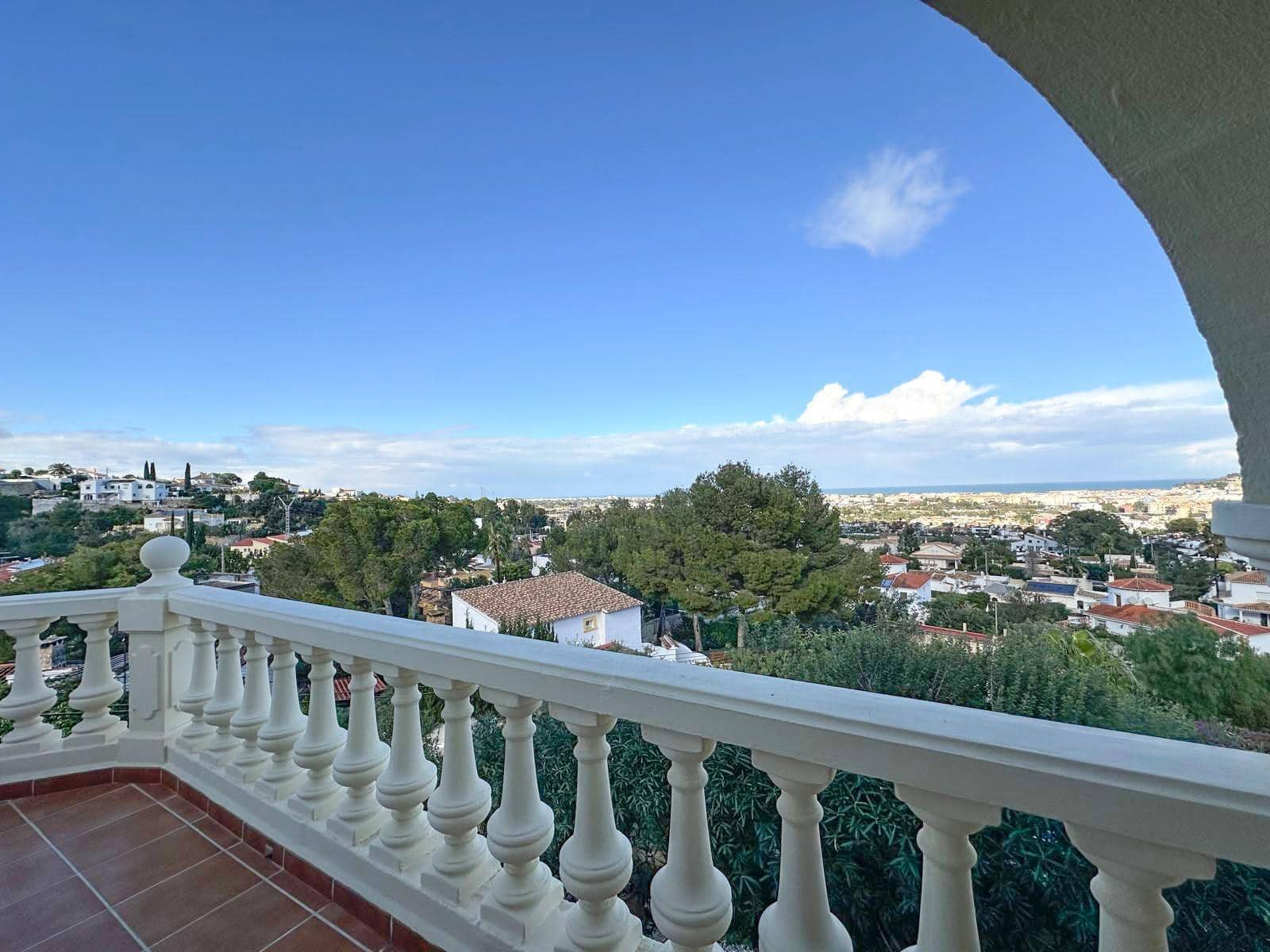 4 chambre Villa/Maison à vendre à Denia avec piscine garage - 890 000 € (Ref: 9857653)
