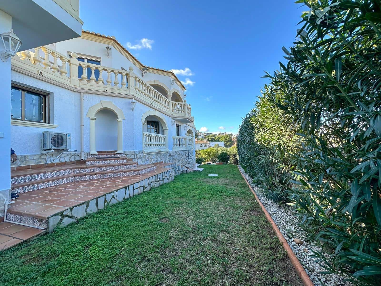 4 chambre Villa/Maison à vendre à Denia avec piscine garage - 890 000 € (Ref: 9857653)