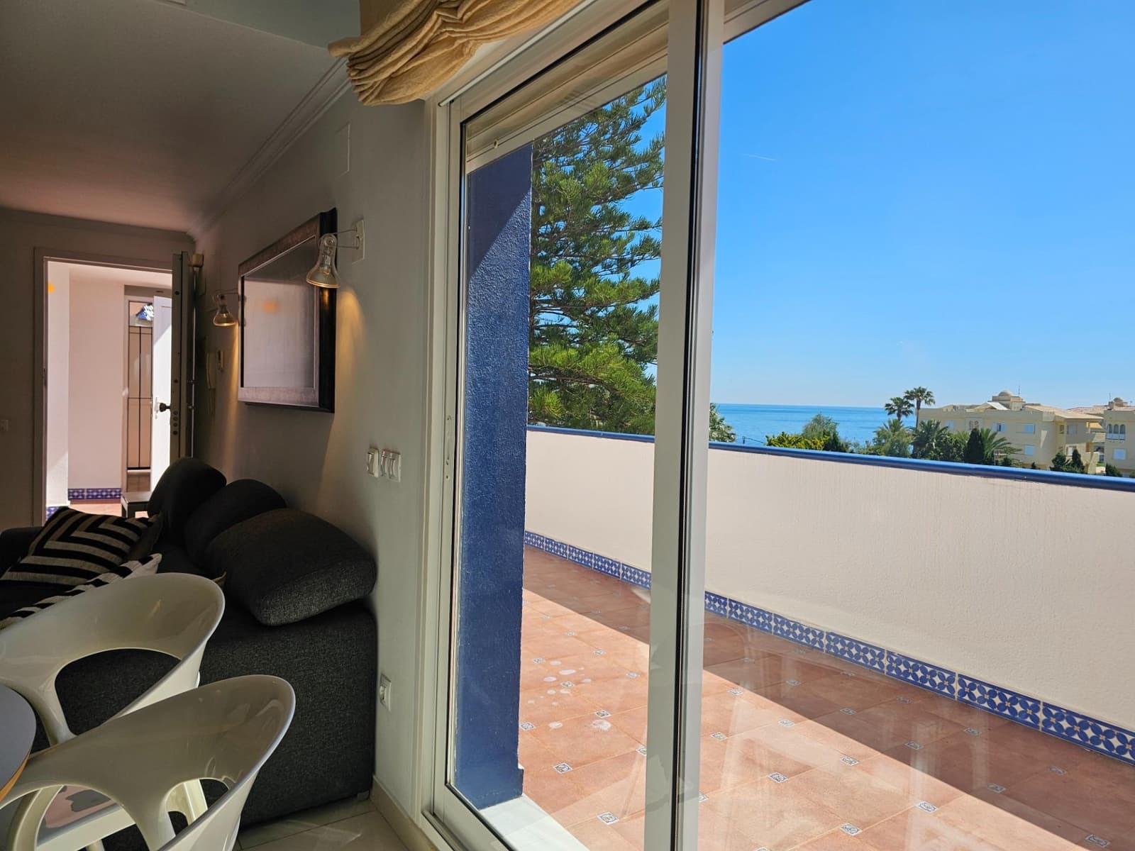 3 bedroom Penthouse for rent in Denia with pool garage - € 1,000 (Ref: 9868718)