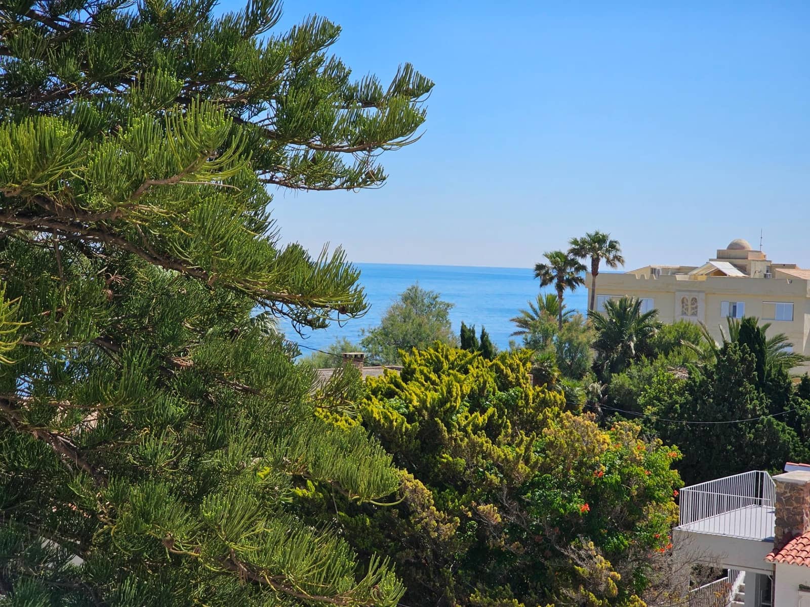 3 bedroom Penthouse for rent in Denia with pool garage - € 1,000 (Ref: 9868718)
