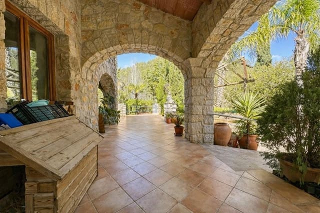 4 slaapkamer Finca/Landhuis te koop in Llíber met zwembad garage - € 1.290.000 (Ref: 9876579)