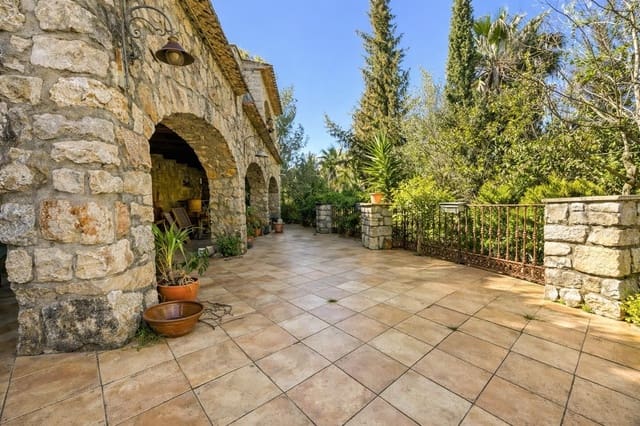 4 slaapkamer Finca/Landhuis te koop in Llíber met zwembad garage - € 1.290.000 (Ref: 9876579)