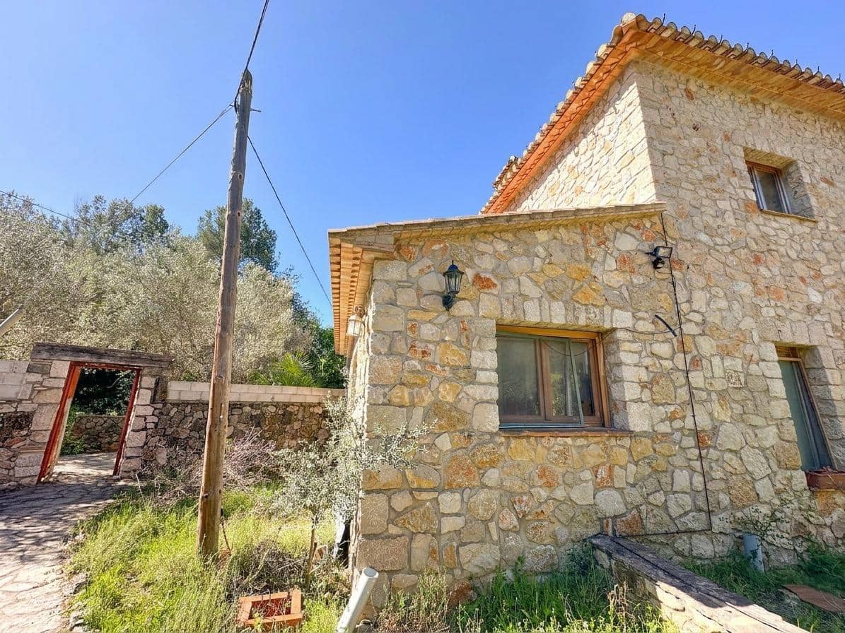 4 bedroom Finca/Country House for sale in Lliber with pool garage - € 990,000 (Ref: 9876579)