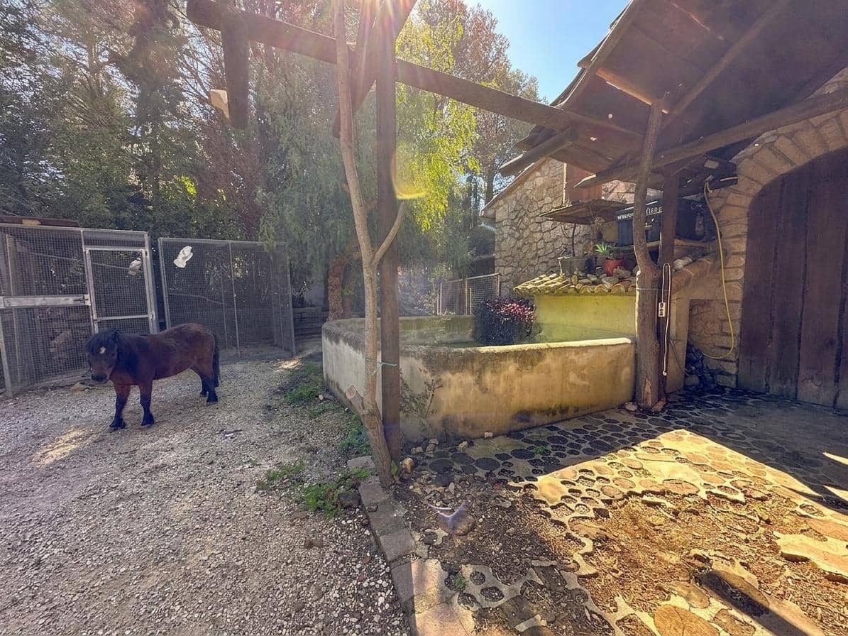 4 bedroom Finca/Country House for sale in Lliber with pool garage - € 990,000 (Ref: 9876579)