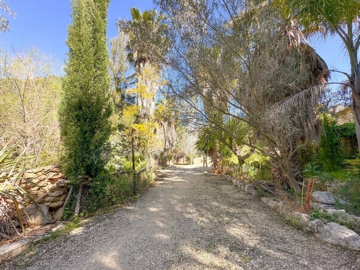 4 bedroom Finca/Country House for sale in Lliber with pool garage - € 990,000 (Ref: 9876579)